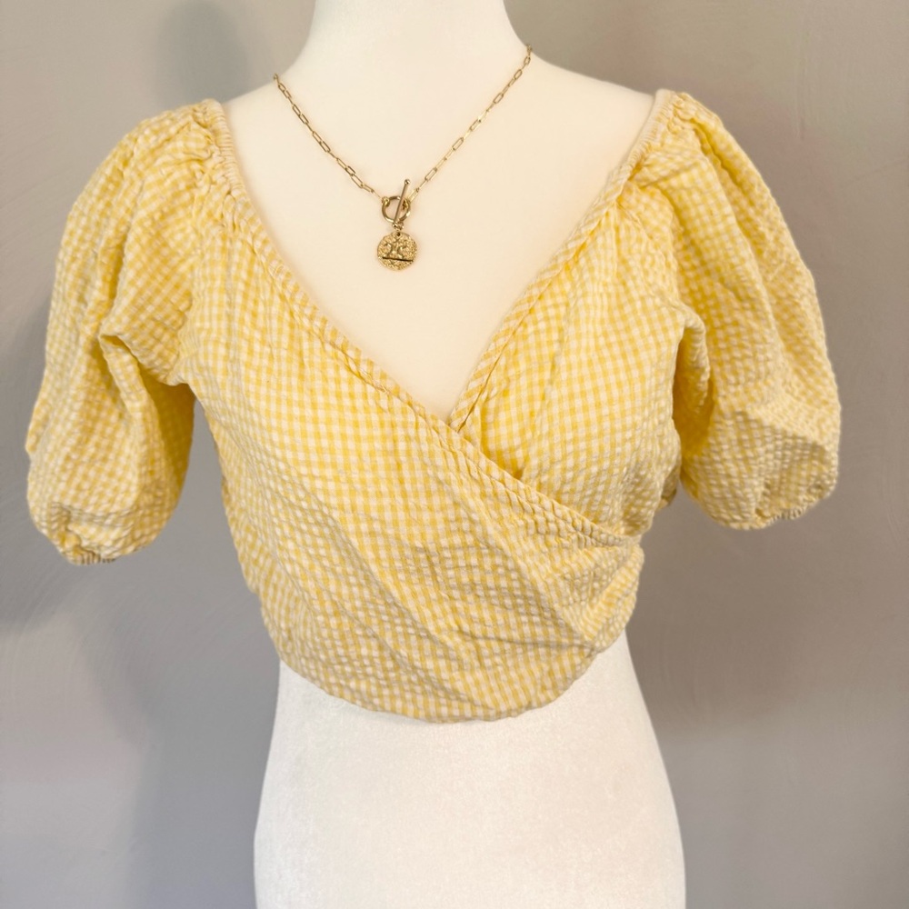 Sim & Sam Butter Yellow Gingham Puff Sleeve Wrap Top Women’s Size M